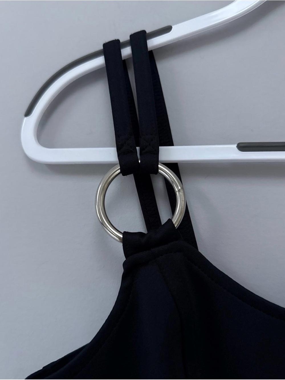 Cache Ring Strap Bodysuit - Picture 2 of 4